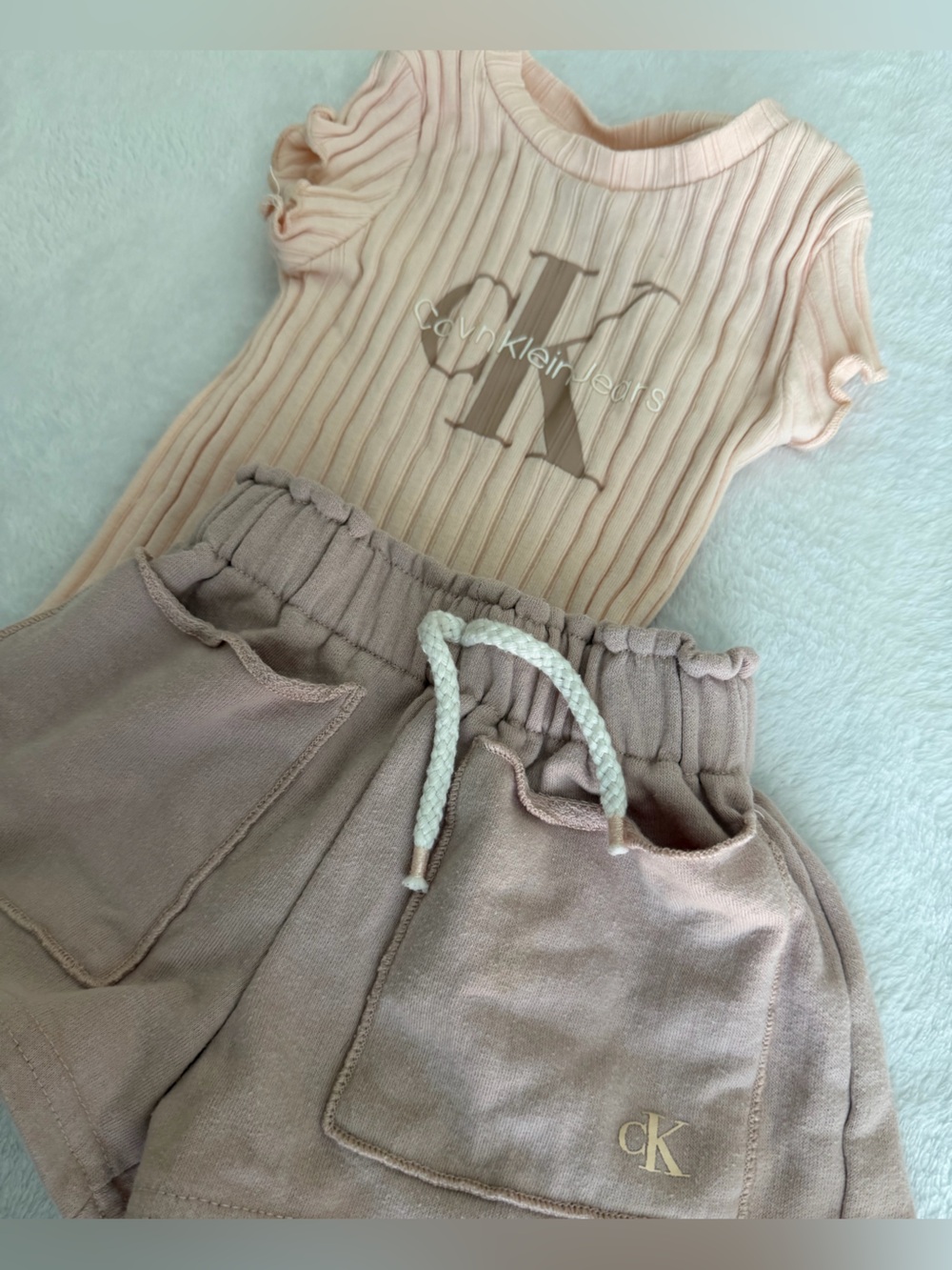 Calvin Klein Jeans Kids Mauve Ribbed Top & Shorts Set
